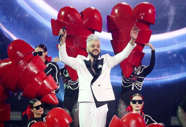 MOSCOW, RUSSIA â€“ APRIL 30, 2022: Singer Filipp Kirkorov performs during a concert titled Gold 55. The greatest hits marking his 55th birthday at the State Kremlin Palace. Valery Stepchenkov TASS  TS12F3B5