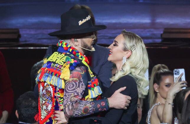 MOSCOW, RUSSIA â€“ APRIL 30, 2022: Singer Filipp Kirkorov and singer Olga Buzova are seen during a concert titled Gold 55. The greatest hits marking his 55th birthday at the State Kremlin Palace. Vyacheslav Prokofyev TASS  TS12F3C7