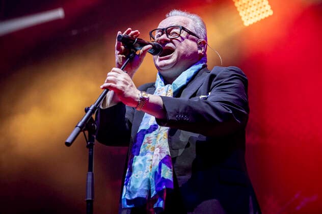 Heinz Rudolf Kunze with band live at a concert of his Der Wahrheit die Ehre Tour at Thüringenhalle Erfurt, 30 04 2022 Foto:xM.xKremerx xFuturexImage