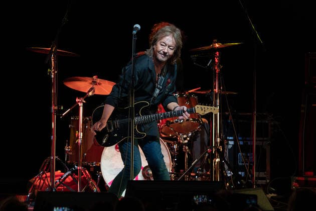 Chris Norman Band live 2022 30 04 2022 The British singer songwriter Chris Norman Band live on his Forever Tour 2022 Frankfurt Jahrhunderthalle Hessen