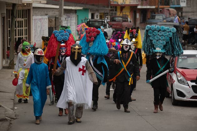 May 1, 2022: Thousands of people celebrate the traditional Carnival of the Boneteros in the town of Tuzamapan, Veracruz. This carnival is over 100 years old and is celebrated at the end of the cane cutting season. - ZUMAqp1_ 20220501_zip_qp1_006 Copyright: xHectorxAdolfoxQuintanarxPerezx