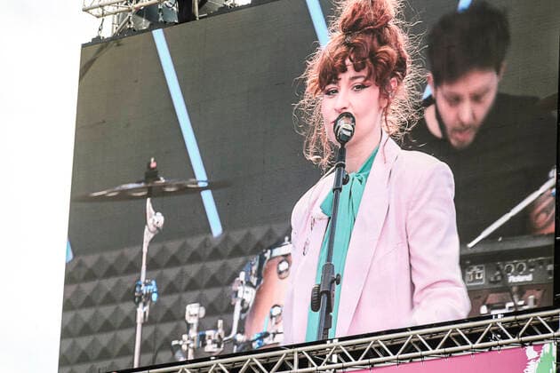 May 1st in Piazza San Giovanni Musical Marathon Concert in Rome 1° Maggio 2022 Piazza San Giovanni a Roma. Mille, artista emergente, vincitrice del Contest 1MNext. May 1st in Piazza San Giovanni. Musical Marathon Concert. Rome. 1 5 2022 Rome Lazio Italy Copyright: DanielaxFranceschelli