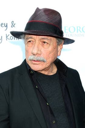 LOS ANGELES - MAY 1: Edward James Olmos at the George Lopez Foundation s 15th Annual Celebrity Golf Tournament - Pre-Party at Baltaire Restaurant on May 1, 2022 in Brentwood, CA  Copyright: xHutchinsxPhotox xipa-agency.netx x 2022xKathyxHutchinsx xHutchinsx
