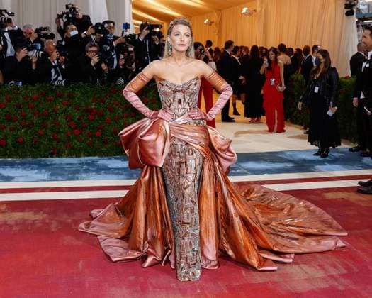 ¦. arrives on the red carpet for The Met Gala at The Metropolitan Museum of Art celebrating the Costume Institute opening of In America: An Anthology of Fashion in New York City on Monday, May 2, 2022.  NYP20220502502 JOHNxANGELILLO