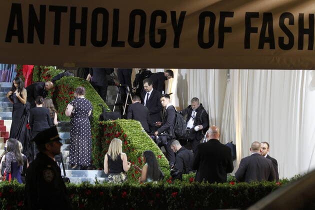 May 2, 2022, New York, USA: Many fans were seen lining up in front of the red carpet, some hanging on scaffolding, on high places just to take a glance of their famous artists at the Met Gala red carpet 2022 taking place at Manhattan™s Metropolitan Museum of Art on 5th avenue with 82 street in New York. Brazilian singer, Anitta is present as well.  Copyright: xNiyixFotex