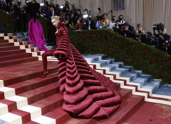 Gigi Hadid arrives on the red carpet for The Met Gala at The Metropolitan Museum of Art celebrating the Costume Institute opening of In America: An Anthology of Fashion in New York City on Monday, May 2, 2022.  NYP20220502267 JOHNxANGELILLO
