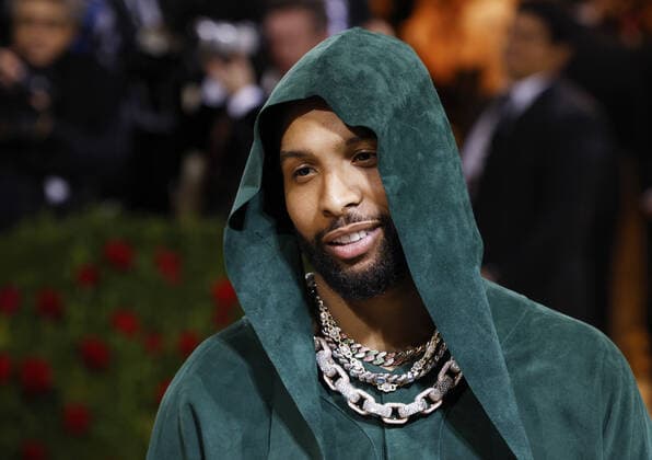 Odell Beckham Jr. arrives on the red carpet for The Met Gala at The Metropolitan Museum of Art celebrating the Costume Institute opening of In America: An Anthology of Fashion in New York City on Monday, May 2, 2022.  NYP20220502289 JOHNxANGELILLO