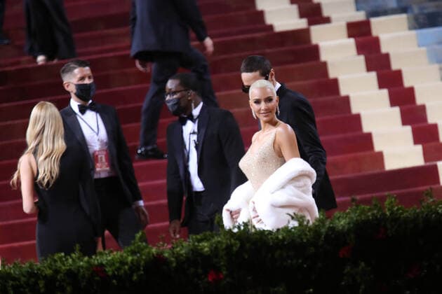 May 2, 2022, New York, NY, USA: KIM KARDASHIAN and PETE DAVIDSON attend the 2022 Met Gala, celebrating Ã¢â‚¬oeIn America: An Anthology of FashionÃ¢â‚¬Â.The Metropolitan Museum of Art, NYC.May 2, 2022. New York USA - ZUMAms4_ 20220502_zaf_ms4_002 Copyright: xSoniaxMoskowitzxGordonx