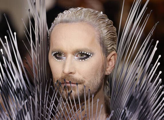 Entertainment Themen der Woche KW18 Entertainment Bilder des Tages Fredrik Robertson arrives on the red carpet for The Met Gala at The Metropolitan Museum of Art celebrating the Costume Institute opening of In America: An Anthology of Fashion in New York City on Monday, May 2, 2022.  NYP20220502220 JOHNxANGELILLO