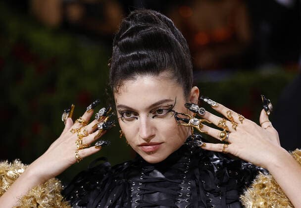 Isabelle Boemeke arrives on the red carpet for The Met Gala at The Metropolitan Museum of Art celebrating the Costume Institute opening of In America: An Anthology of Fashion in New York City on Monday, May 2, 2022.  NYP20220502342 JOHNxANGELILLO