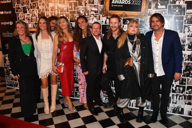 2022 APRA MUSIC AWARDS, Toni Watson, known professionally as Tones and I (2nd right) poses for photographs ahead of the 2022 APRA Music Awards at Melbourne Town Hall in Melbourne, Tuesday, May 3, 2022. ( NO ARCHIVING, EDITORIAL USE ONLY, NO USE IN BOOKS WITHOUT CONSENT MELBOURNE VIC AUSTRALIA  Copyright: xJAMESxROSSx 20220503001654528529