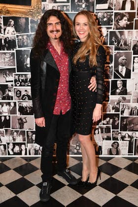 2022 APRA MUSIC AWARDS, Rae Thistlethwyte (left) and Jacquiline Freestone pose for photos during the 2022 APRA Music Awards at Melbourne Town Hall in Melbourne, Tuesday, May 3, 2022. ( NO ARCHIVING, EDITORIAL USE ONLY, NO USE IN BOOKS WITHOUT CONSENT MELBOURNE VIC AUSTRALIA  Copyright: xJAMESxROSSx 20220503001654532048