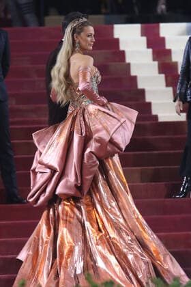 May 2, 2022, New York, NY, USA: BLAKE LIVELY attends the 2022 Met Gala, celebrating Ã¢â‚¬oeIn America: An Anthology of FashionÃ¢â‚¬Â.The Metropolitan Museum of Art, NYC.May 2, 2022. New York USA - ZUMAms4_ 20220502_zaf_ms4_022 Copyright: xSoniaxMoskowitzxGordonx