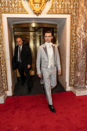 NY: Met Gala 2022 departures from The Pierre hotel Thomas Doherty wearing dress by Dior departs The Pierre Hotel for the 2022 Met Gala on a theme In America: An Anthology of Fashion with dress code calls for gilded glamour New York New York United States Copyright: LevxRadin