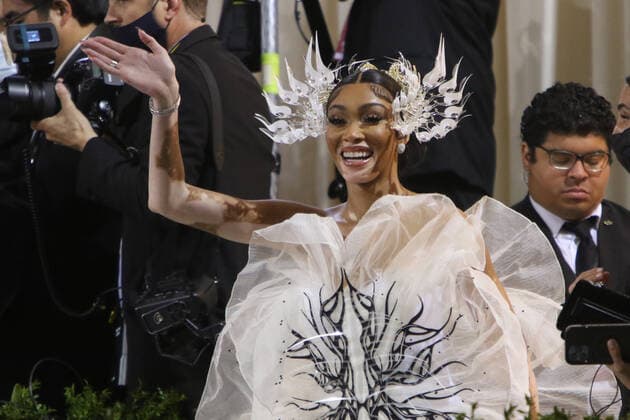 NEW YORK, NEW YORK - MAY 02: Winnie Harlow at The 2022 Met Gala Celebrating In America: An Anthology of Fashion at The Metropolitan Museum of Art on May 02, 2022 in New York City. Copyright: xRWx