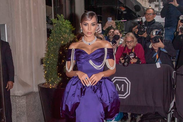 May 2, 2022, New York, United States: Anitta wearing Moschino departs The Mark Hotel for 2022 Met Gala in New York City. New York United States - ZUMAs197 20220502_zaa_s197_405 Copyright: xRonxAdarx