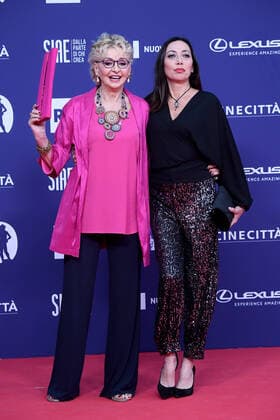 Verleihung des David di Donatello-Preises 2022 in Rom Rome, David Di Donatello 2022. In the photo Enrica Bonaccorti with her daughter Verdiana Pettinari  Copyright: xMaurizioxD avanzox xipa-agency.nx xMaurizioxD avanzox
