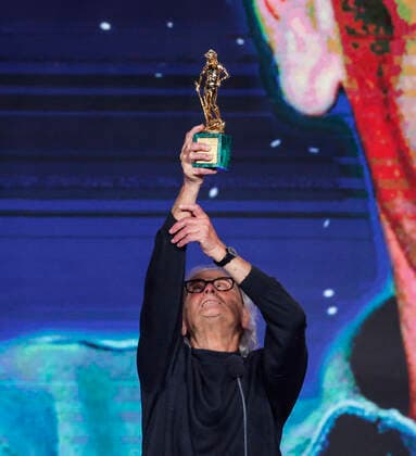 Verleihung des David di Donatello-Preises 2022 in Rom - Die Preisträger May 3, 2022, ROME, Italia: Italian actor Antonio Capuano at Cinecitta studios receives award Special David during the 67th edition of the David di Donatello Awards, in Rome, Italy, 3 May 2022. ANSA GIUSEPPE LAMI ROME Italia - ZUMAa110 20220503_zaf_a110_017 Copyright: xGiuseppexLamix