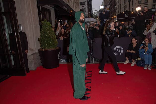 May 2, 2022, New York, United States: Odell Beckham Jr. departs The Mark Hotel for 2022 Met Gala in New York City. New York United States - ZUMAs197 20220502_zaa_s197_423 Copyright: xRonxAdarx