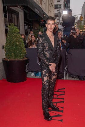 May 2, 2022, New York, United States: Manu Rios departs The Mark Hotel for 2022 Met Gala in New York City. New York United States - ZUMAs197 20220502_zaa_s197_445 Copyright: xRonxAdarx