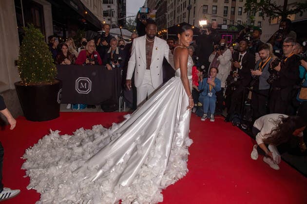 May 2, 2022, New York, United States: Dwyane Wade and Gabrielle Union depart The Mark Hotel for 2022 Met Gala in New York City. New York United States - ZUMAs197 20220502_zaa_s197_457 Copyright: xRonxAdarx