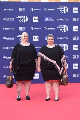 Verleihung des David di Donatello-Preises 2022 in Rom 67th David Di Donatello red carpet Valentina and Alessandra Giudicessa attends the 67th David Di Donatello red carpet on May 03, 2022 in Rome, Italy Massimo Insabato Copyright: xMassimoxInsabatox