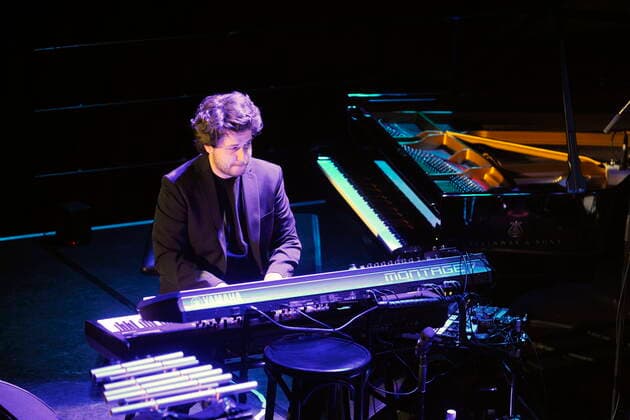 Der deutsche Jazz-Keyboarder und Pianist Simon Oslender beim Klavier-Festival Ruhr 2022 im Oberhausener Ebertbad. The German jazz keyboardist and pianist Simon Oslender at the Klavier-Festival Ruhr 2022 in Oberhausen. Oberhausen NRW DEU;DE;GERMANY;DEUTSCHLAND;ALLEMAGNE