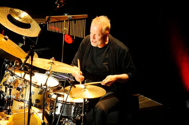 Der deutsche Jazz-Schlagzeuger Wolfgang Haffner beim Klavier-Festival Ruhr 2022 im Oberhausener Ebertbad. The German jazz drummer Wolfgang Haffner at the Klavier-Festival Ruhr 2022 in Oberhausen. Oberhausen NRW DEU;DE;GERMANY;DEUTSCHLAND;ALLEMAGNE