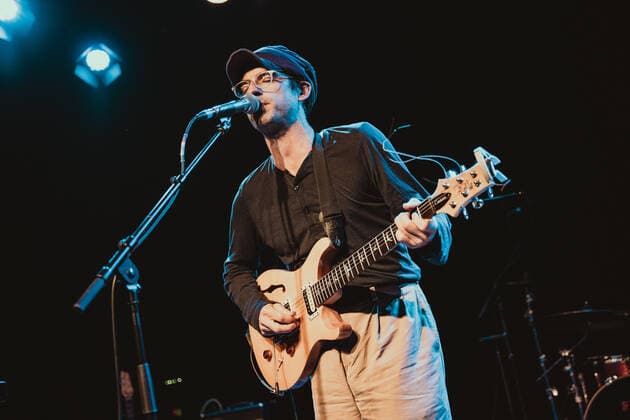 Clap Your Hands Say Yeah live in Copenhagen, Denmark Copenhagen, Denmark. 04th, May 2022. The American band Clap Your Hands Say Yeah performs a live concert at Hotel Cecil in Copenhagen. Here frontman, musician and singer Alec Ounsworth is seen live on stage. Copenhagen Denmark  Copyright: xGonzalesxPhoto MathiasxKristensex