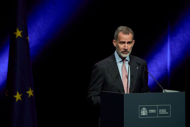 Spanisches Königspaar bei der Verleihung des nationalen Forschungspreises in Barcelona 05-05-2022 Barcelona Queen Letizia and King Felipe attend the national research awards 2021 at the auditorium of the Barcelona International Convention Center (CCIB) in Barcelona. No Spain Â  Copyright: xPPEx