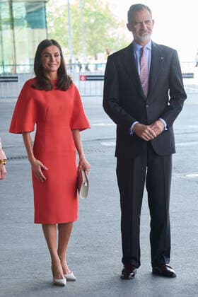 Spanisches Königspaar bei der Verleihung des nationalen Forschungspreises in Barcelona 05-05-2022 Barcelona Queen Letizia and King Felipe attend the national research awards 2021 at the auditorium of the Barcelona International Convention Center (CCIB) in Barcelona. No Spain Â  Copyright: xPPEx