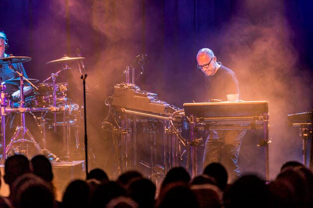 The music project Schiller with its current club tour Metropolis in the Täubchenthal in the west of Leipzig Christopher von Deylen got reinforcement from former Pink Floyd and Mike and the Mechanics drummer Gary Wallis