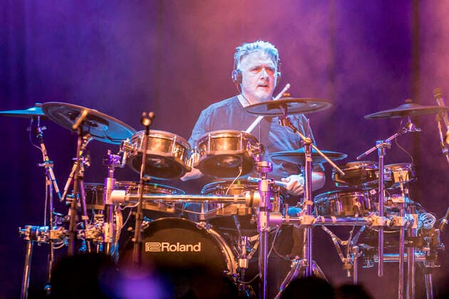 The music project Schiller with its current club tour Metropolis in the Täubchenthal in the west of Leipzig Christopher von Deylen got reinforcement from former Pink Floyd and Mike and the Mechanics drummer Gary Wallis