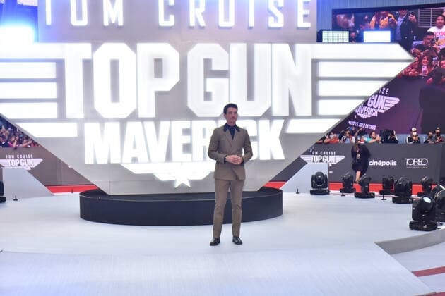 Top Gun: Maverick Film Premiere MEXICO CITY, MEXICO - MAY 6, 2022: American actor Miles Teller poses for photos during the red carpet of Top Gun: Maverick film premiere at Cinepolis Toreo Parque Central. On May 6, 2022 in Mexico City, Mexico. (Photo by Carlos Tischler Eyepix Group). Copyright: xCarlosxTischlerx xEyepixxGroupx EYEPIX_CT_06052022_64263