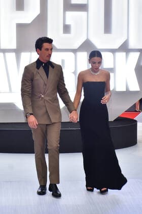 Top Gun: Maverick Film Premiere MEXICO CITY, MEXICO - MAY 6, 2022: American actor Miles Teller and his wife Keleigh Sperry pose for photos during the red carpet of Top Gun: Maverick film premiere at Cinepolis Toreo Parque Central. On May 6, 2022 in Mexico City, Mexico. (Photo by Carlos Tischler Eyepix Group). Copyright: xCarlosxTischlerx xEyepixxGroupx EYEPIX_CT_06052022_64278