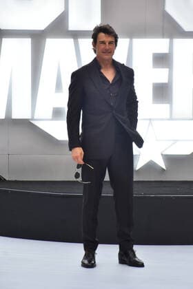 Top Gun: Maverick Film Premiere MEXICO CITY, MEXICO - MAY 6, 2022: American actor Tom Cruise poses for photos during the red carpet of Top Gun: Maverick film premiere at Cinepolis Toreo Parque Central. On May 6, 2022 in Mexico City, Mexico. (Photo by Carlos Tischler Eyepix Group). Copyright: xCarlosxTischlerx xEyepixxGroupx EYEPIX_CT_06052022_64236