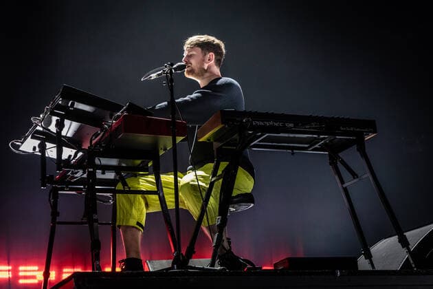 James Blake live in Copenhagen, Denmark Copenhagen, Denmark. 06th, May 2022. The English singer and musician James Blake performs a live concert at KB Hallen in Frederiksberg, Copenhagen. Copenhagen Denmark  Copyright: xGonzalesxPhoto ErlingxBrodersenx