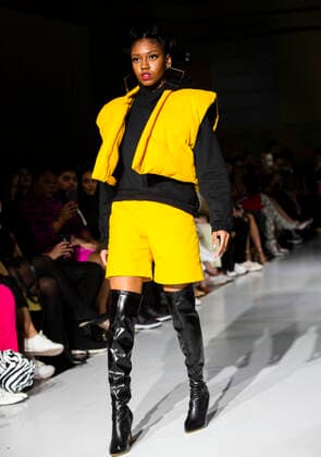 (220507) -- TORONTO, May 7, 2022 -- A model presents a creation by the Baba Gang during the 2022 Fashion Art Toronto event in Toronto, Canada, May 6, 2022. (Photo by Xinhua) CANADA-TORONTO-FASHION ART WEEK ZouxZheng 