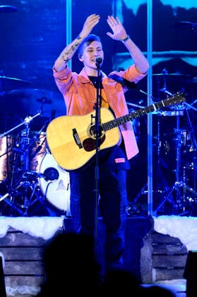 Nathan Evans liv at the ZAG Arena in Hannover Hannover, 07 05 2022 Foto:xU.xStammx xFuturexImage