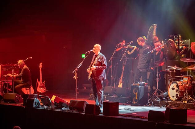 Symphonic Floyd brings Pink Floyd classics with orchestra Symphonic Floyd plays hits of Pink Floyd in the Dortmund Westfalenhalle The Hagen band Green, consisting in part of musicians from the bands Extrabreit and Grob
