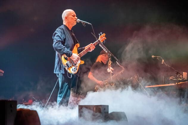 Symphonic Floyd brings Pink Floyd classics with orchestra Symphonic Floyd plays hits of Pink Floyd in the Dortmund Westfalenhalle The Hagen band Green, consisting in part of musicians from the bands Extrabreit and Grob