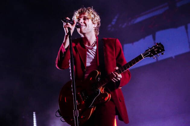 5 Seconds Of Summer In Concert Luke Hemmings from Australian pop rock band from Sydney 5 Seconds of Summer in concert at Carroponte, Sesto San Giovanni, Italy, on May 08 2022 Milano Italy  Copyright: xMairoxCinquettix originalFilename: cinquetti-5seconds220508_npN0z.jpg