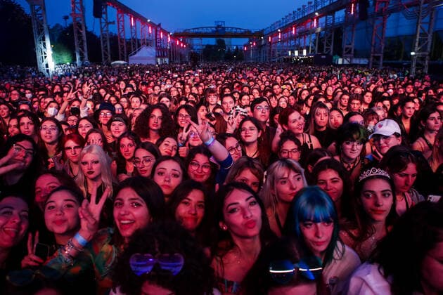 5 Seconds Of Summer In Concert Australian pop rock band from Sydney 5 Seconds of Summer in concert at Carroponte, Sesto San Giovanni, Italy, on May 08 2022 Milano Italy  Copyright: xMairoxCinquettix originalFilename: cinquetti-5seconds220508_np1nf.jpg
