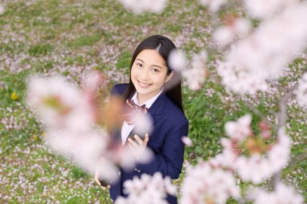 Graduating Japanese High School Girl AFLO173401465  , 173401465.jpg, ,model released, Symbolfoto