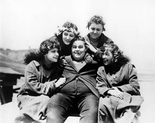 Roscoe Fatty Arbuckle Roscoe Fatty Arbuckle Year : 1917 . It is forbidden to reproduce the photograph out of context of the promotion of the film. It must be credited to the Film Company and or the photographer assigned by or authorized by allowed on the set by the Film Company. Restricted to Editorial Use. Photo12 does not grant publicity rights of the persons represented. Copyright: xPhoto12 WolfTracerArchivex A7B11A02_094