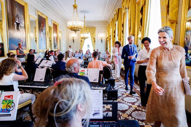 Entertainment Bilder des Tages 10-05-2022 The Hague Queen Maxima with Minister Dennis Wiersma of Primary and Secondary Education and State Secretary Gunay Uslu of Culture at the start of the conference More Music in My Classroom, Meer Muziek in Mijn Klas, at Noordeinde palace in The Hague. Â  Copyright: xPPEx