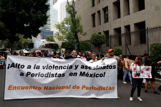 Strike To Protest Against Murder Journalists MEXICO CITY, MEXICO - MAY 9, 2022: Journalists take part during a strike to demand justice for murders of journalists Yessenia Mollinedo, Johana Garcia and Luis Enrique Ramirez. They demand the dismissal of Enrique Irazoque, head of the Protection Mechanism for journalists. On May 9, 2022 In Mexico City, Mexico. (Photo by Luis Barron Eyepix Group) Copyright: xLuisxBarronx xEyepixxGroupx EYEPIX_LB_09052022_64907