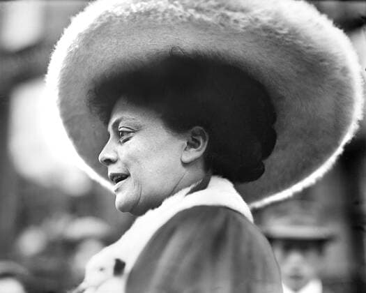April 26, 2022, New York City, New York, USA: Suffragette Trixie Friganza making Suffrage Speech, New York City, New York, USA, Bain News Service, October 1908 New York City USA - ZUMAg145 20220426_zap_g145_008 Copyright: xJTxVintagex