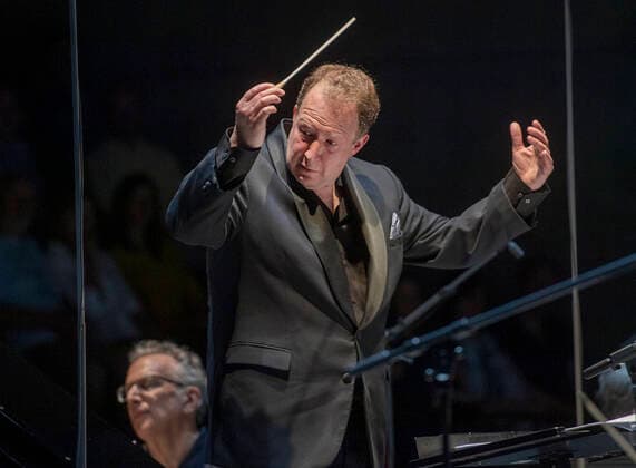 Conductor David Robert Coleman performs with Moravian Philharmonic during the opening concert of pianist and composer Uri Caine at the American Spring International Music Festival in Prague, Czech Republic, May 10, 2022. (CTKxPhoto MichaelaxRihova) CTKPhotoP2022051008737  mir 10 K