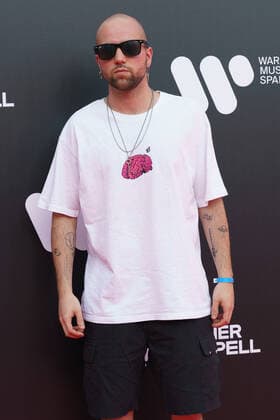 May 10, 2022, Madrid, Spain: Arnau Moreno during the photocall of the opening of the Warner music station in Madrid. Madrid Spain - ZUMAs197 20220510_zaa_s197_106 Copyright: xAtilanoxGarciax